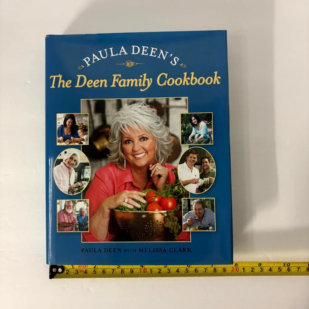 Paula Deen The Deen Family Cookbook Hardcover 1st Edition 2009 Southern Recipes